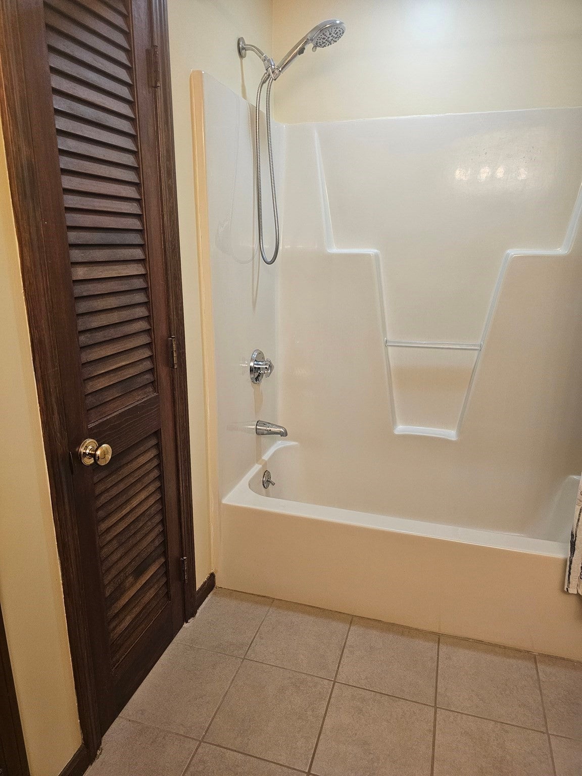 92 Swan Street #207, Lowell, MA, 92 Swan Street #207, Lowell, MA Photo #18
