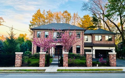 Photo of 1580 Beacon St, Newton, MA 02468 (MLS # 73509877)