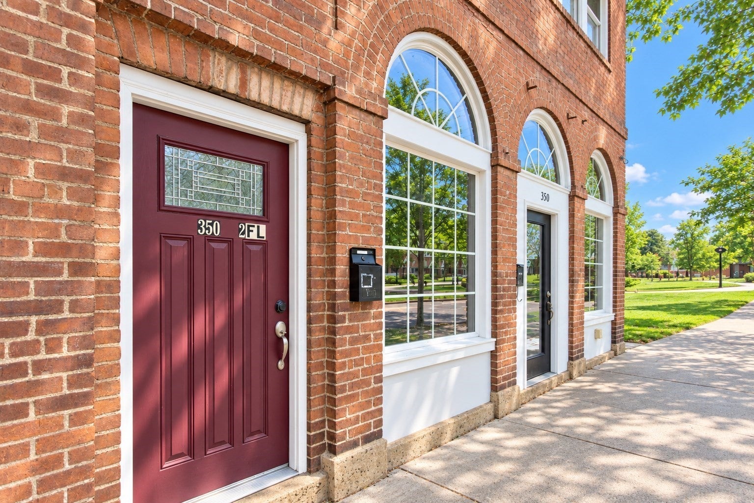 350 Elm St