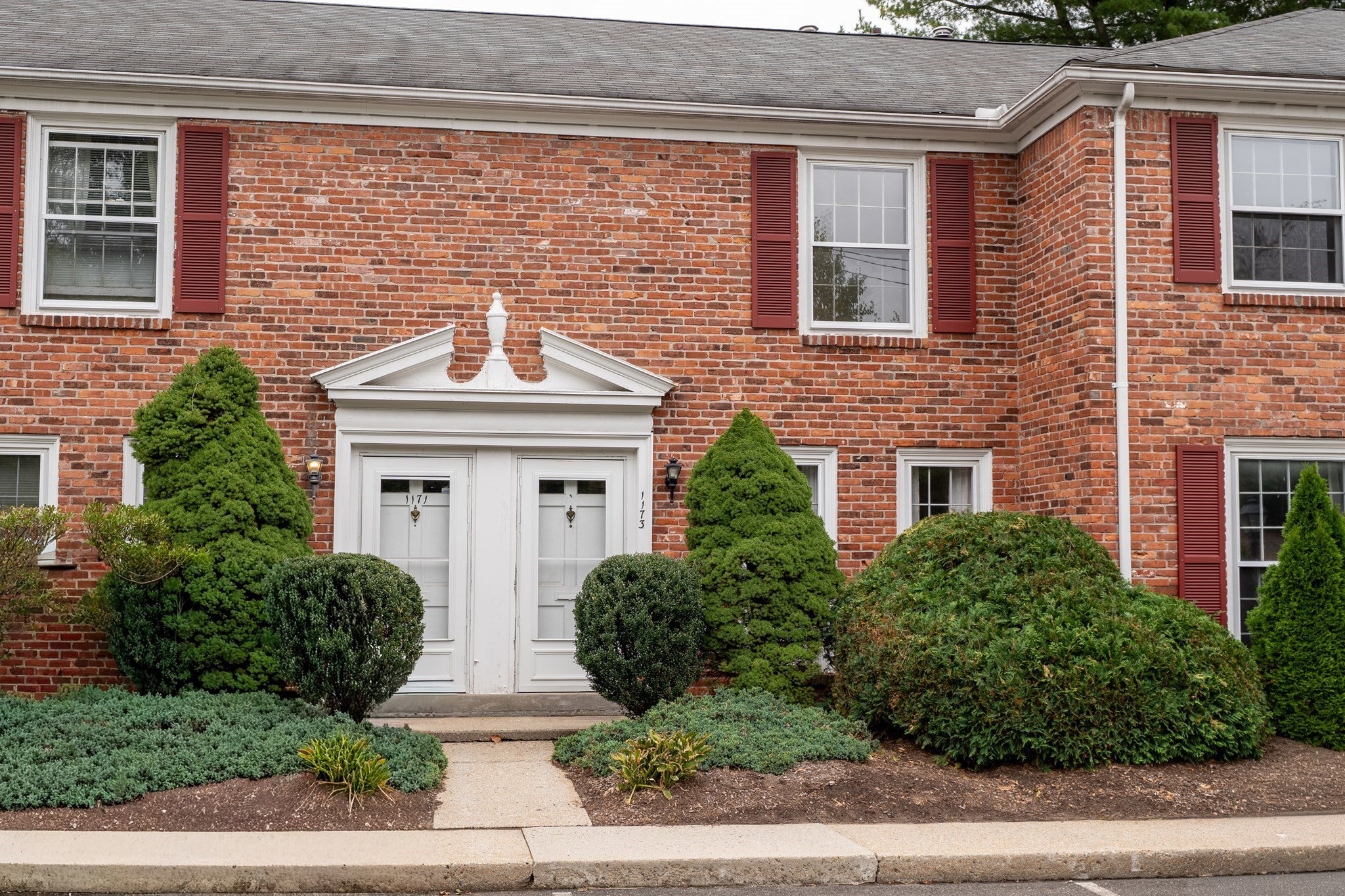Photo of 1173 Dickinson St, Springfield, MA