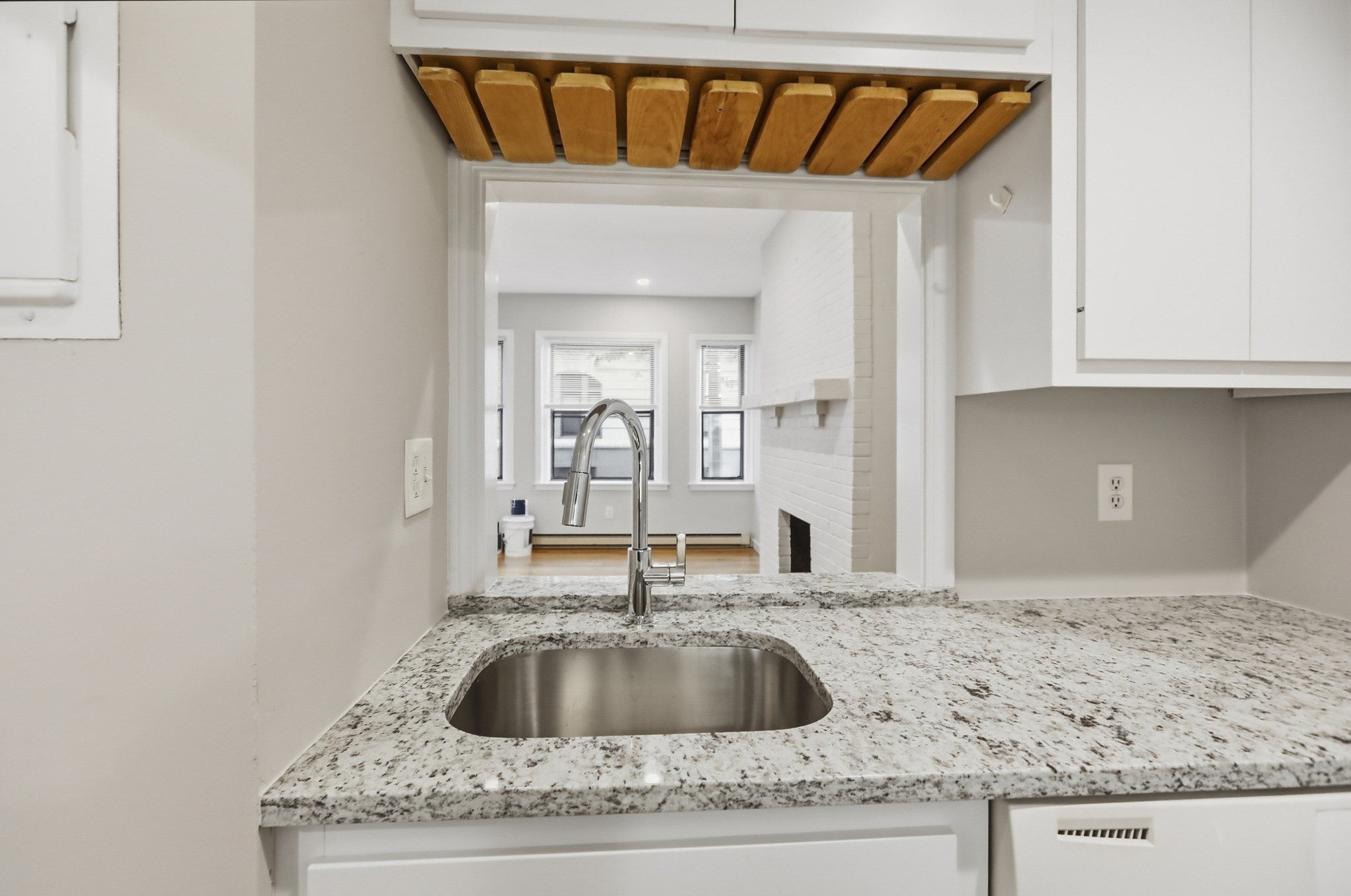 28 Edgerly Rd #2, Boston, MA, 28 Edgerly Rd #2, Boston, MA Photo #9