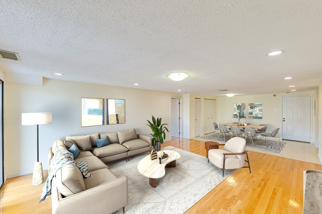 30 Revere Beach Pkwy 610