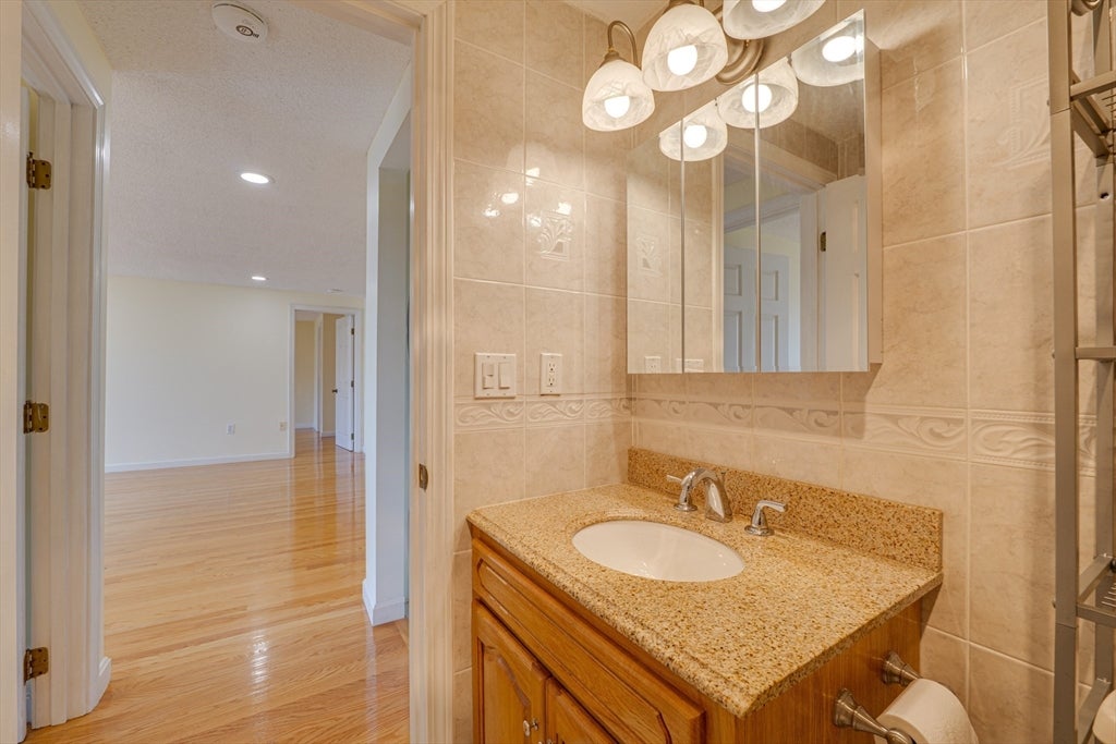 30 Revere Beach Pkwy #610, Medford, MA Photo #26