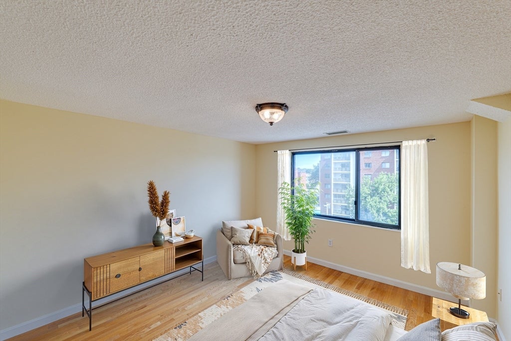 30 Revere Beach Pkwy #610, Medford, MA Photo #23