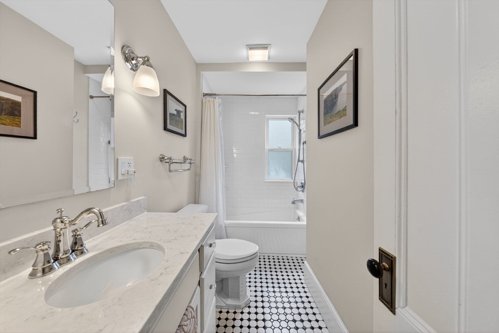 95 Orange St, Boston, MA Photo #12