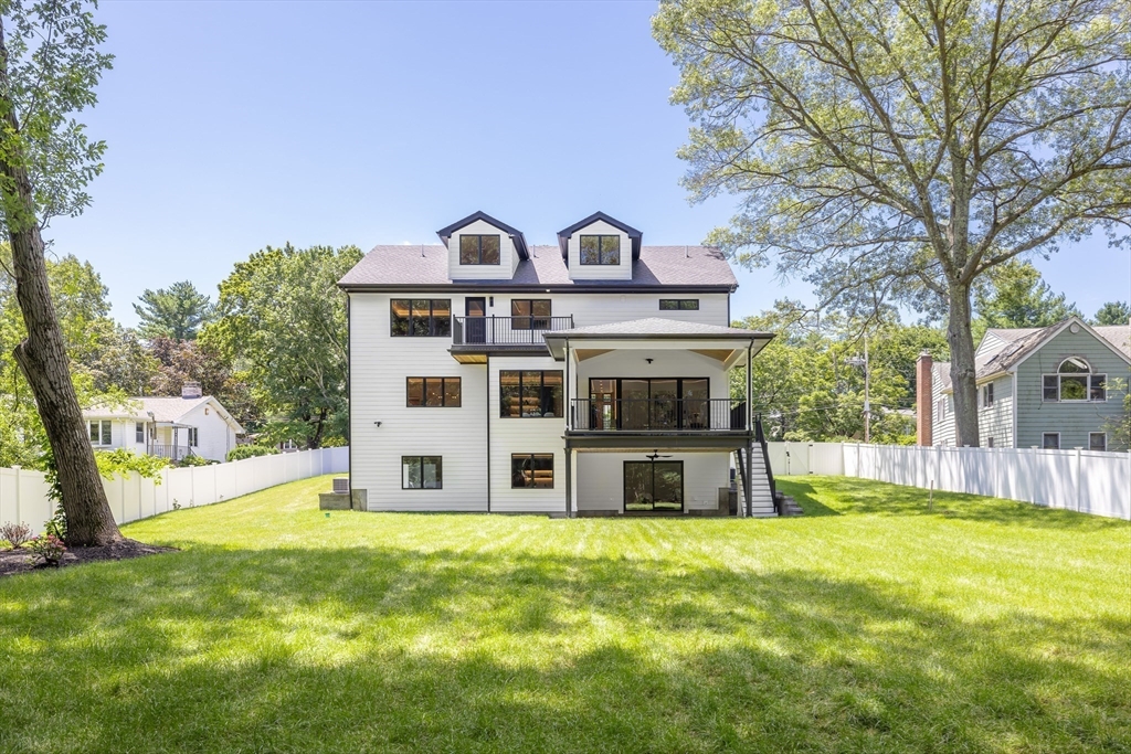 802 Greendale Ave