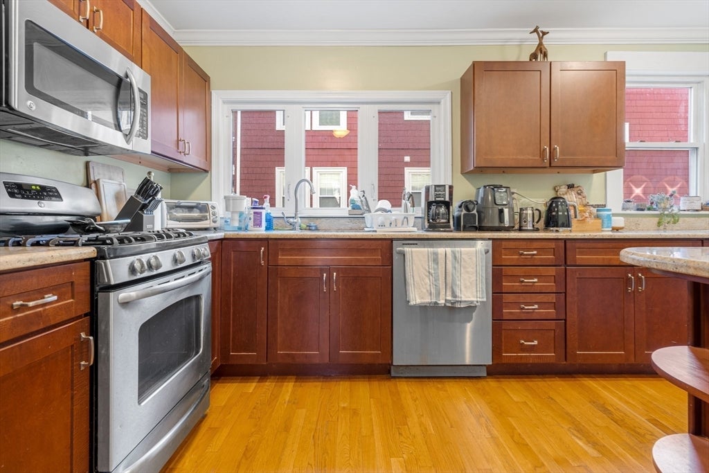 15 Batchelder St #15, Melrose, MA, 15 Batchelder St #15, Melrose, MA Photo #6