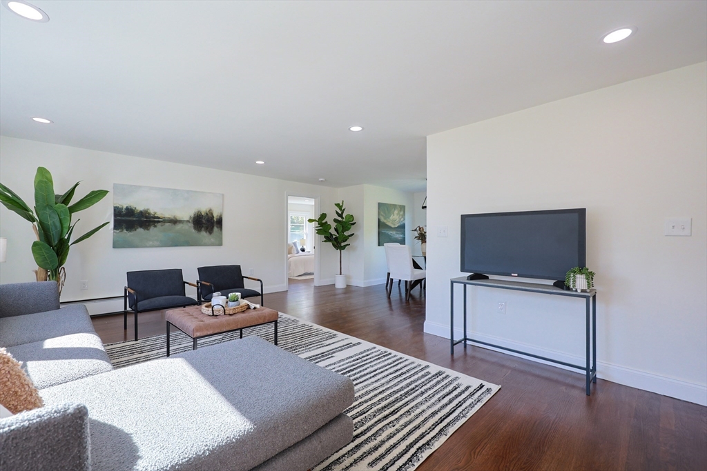 76 Belmont Rd