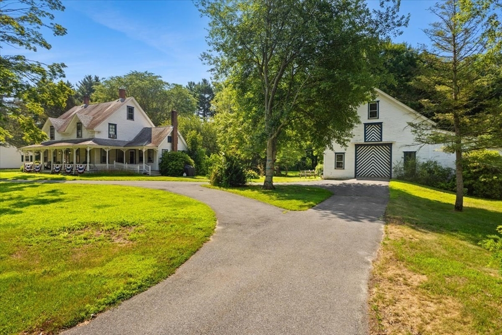 1091 Middleboro Ave