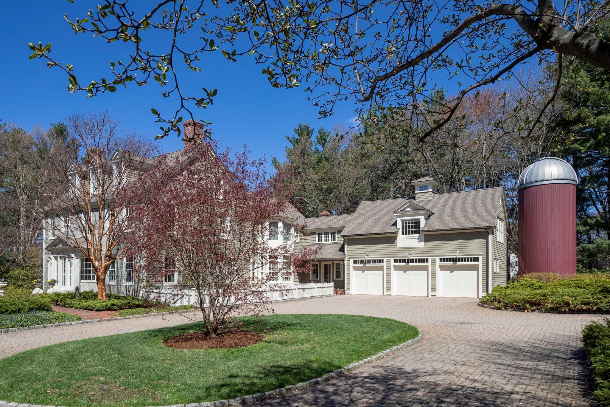 43 Oak Hill Road