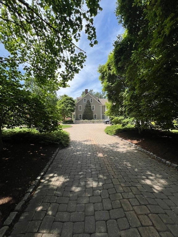43 Oak Hill Road