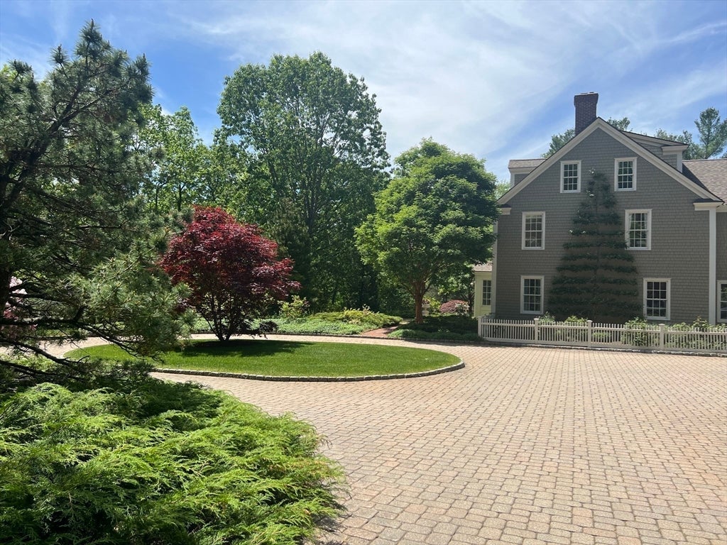 43 Oak Hill Road