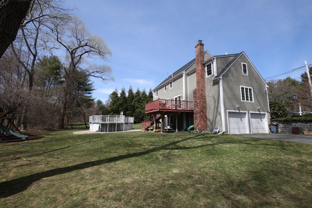 122 Elm St