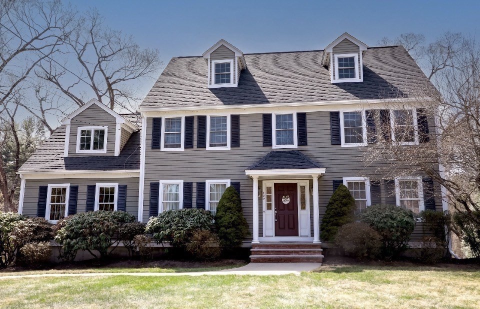 122 Elm St