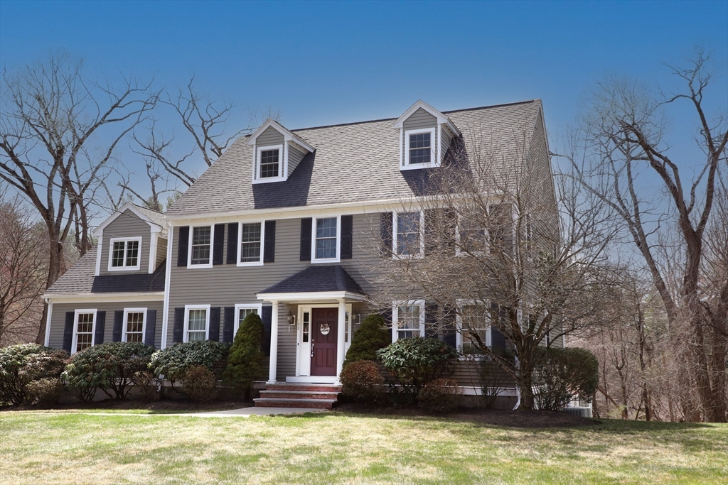 122 Elm St