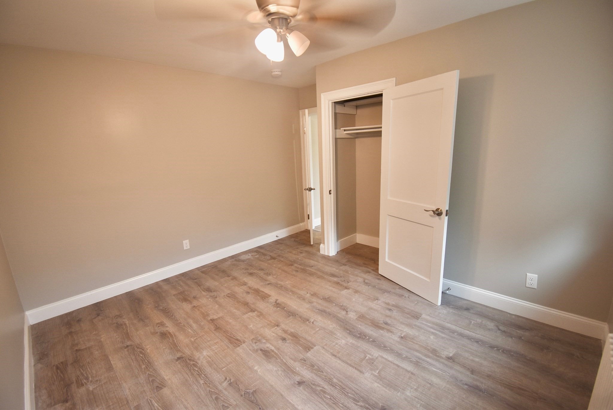 16 Magnolia Ave #1, Gloucester, MA, 16 Magnolia Ave #1, Gloucester, MA Photo #11