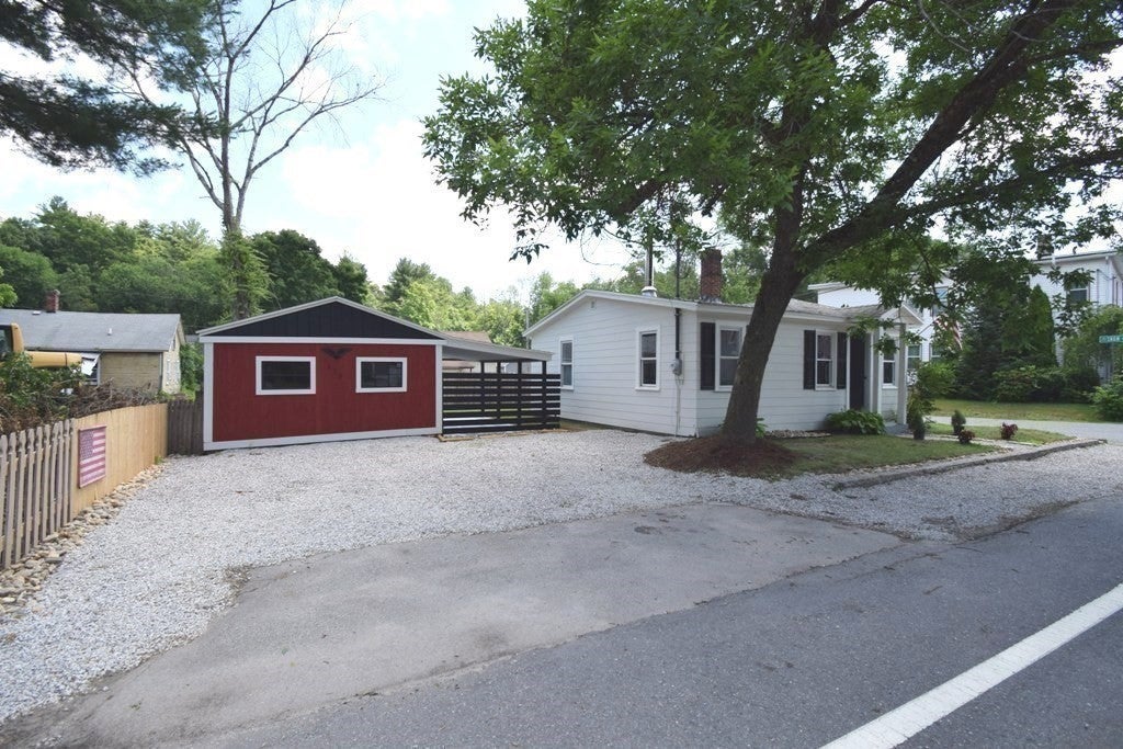 433 Putnam Hill Rd, Sutton, MA, 433 Putnam Hill Rd, Sutton, MA Photo #32