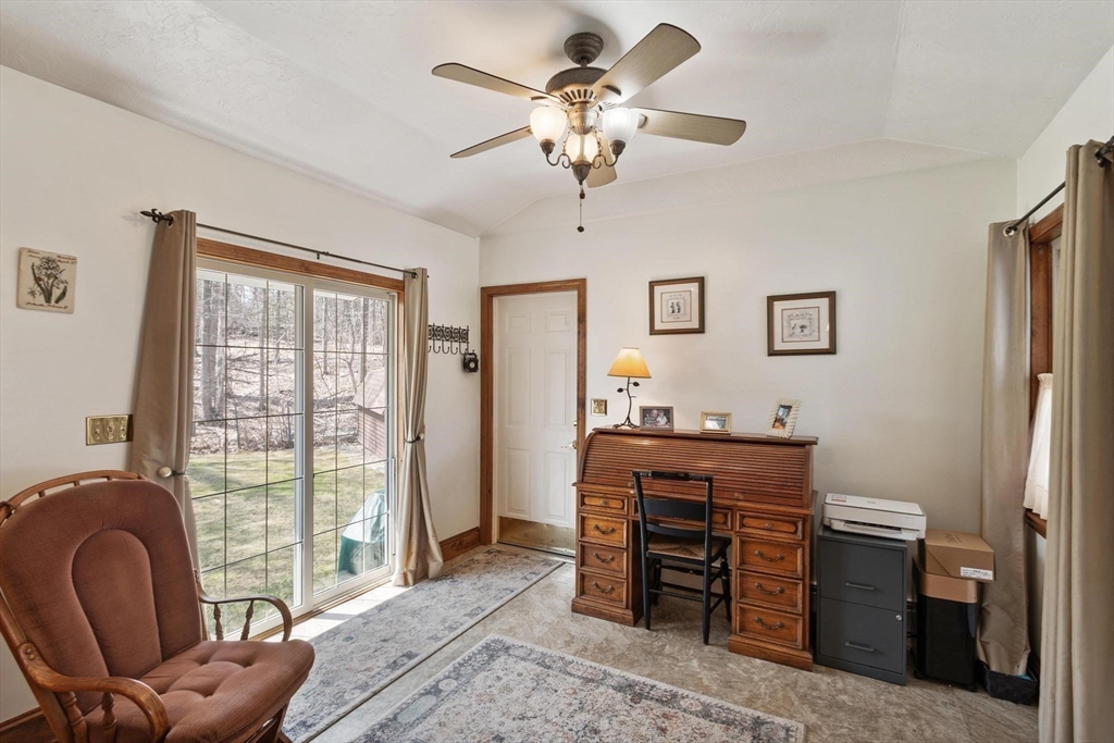111 Seneca St, Fitchburg, MA Photo #7