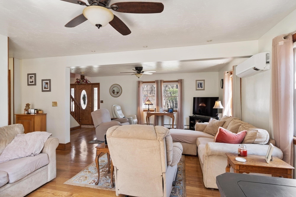 111 Seneca St, Fitchburg, MA Photo #24