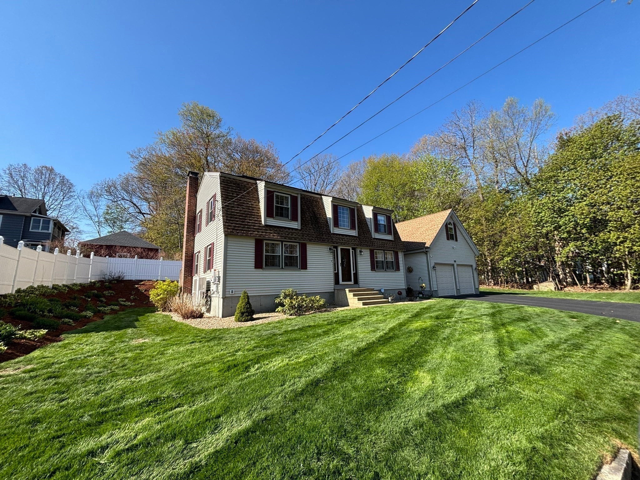 111 Seneca St, Fitchburg MA 01420