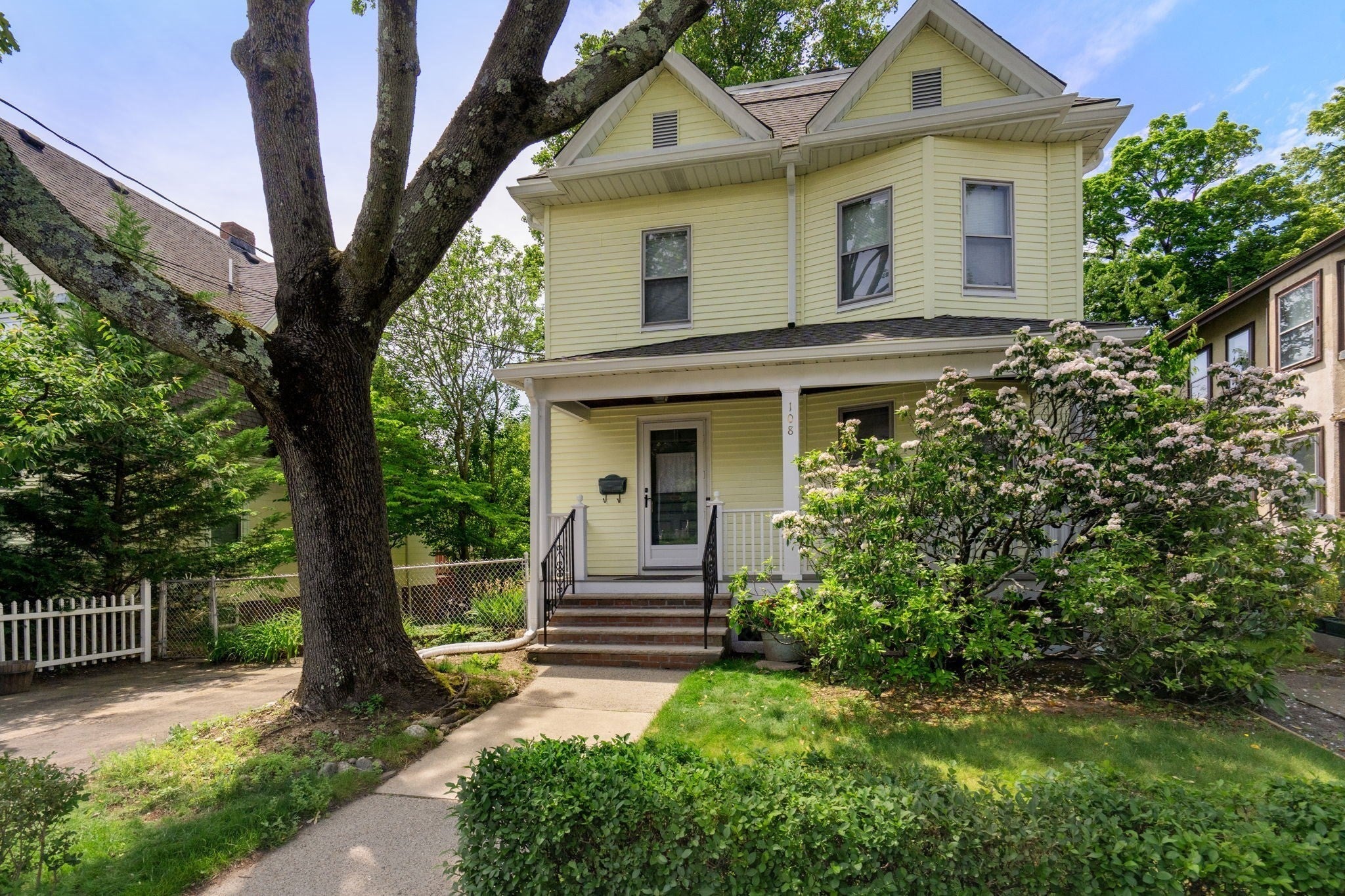 108 Langdon Ave