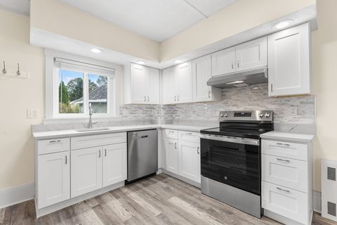 Photo of 75 Enon ST #2, Beverly, MA 01915 (MLS # 73518601)