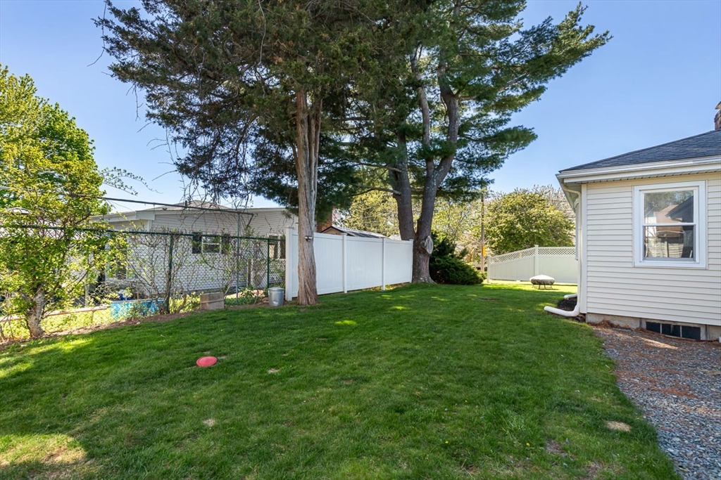 255 E Cross St, Norwood, MA Photo #33