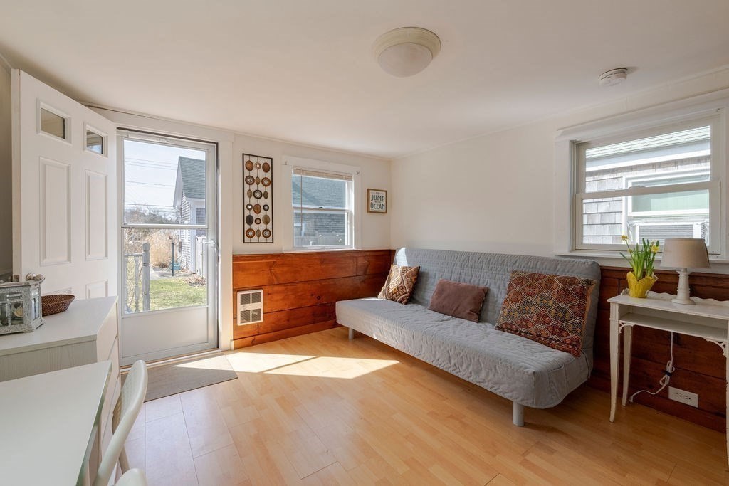 17 Shore Rd 6