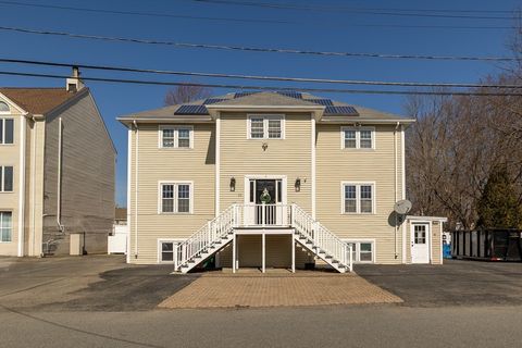 18-20 Eugene St Lowell MA 01852