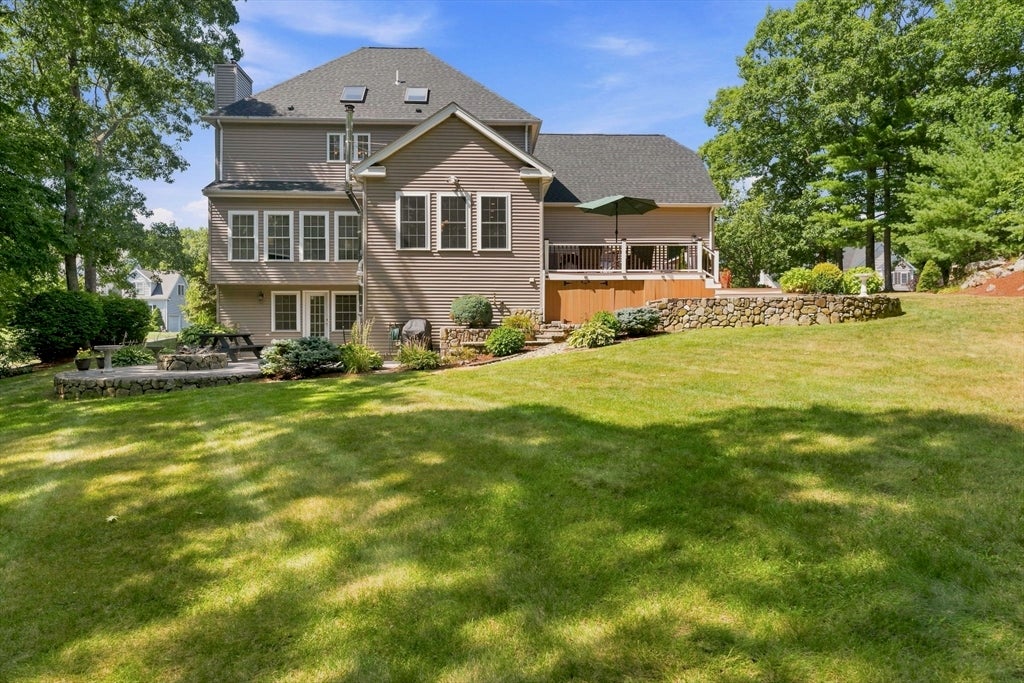 13 Larkin Ln, Hopedale, MA, 13 Larkin Ln, Hopedale, MA Photo #3