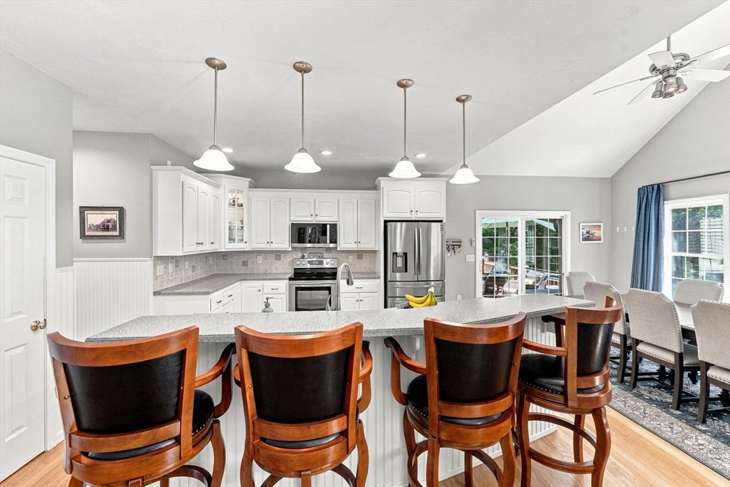13 Larkin Ln, Hopedale, MA, 13 Larkin Ln, Hopedale, MA Photo #11