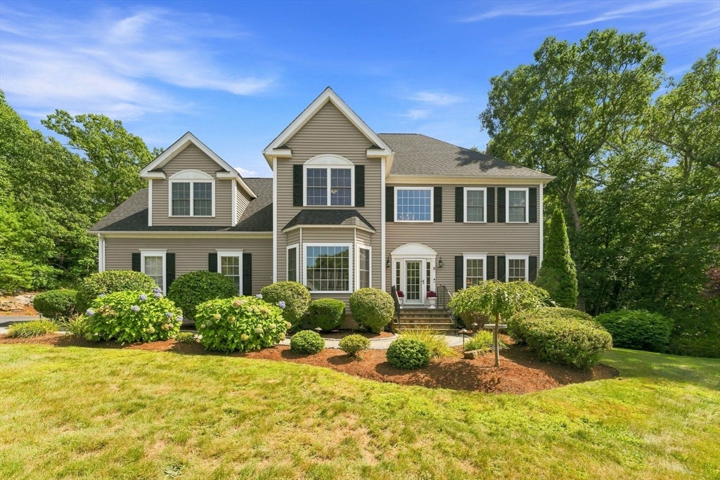 13 Larkin Ln, Hopedale, MA, 13 Larkin Ln, Hopedale, MA Photo #4