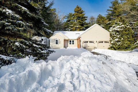 24 Heather Hill Road Bourne MA 02532