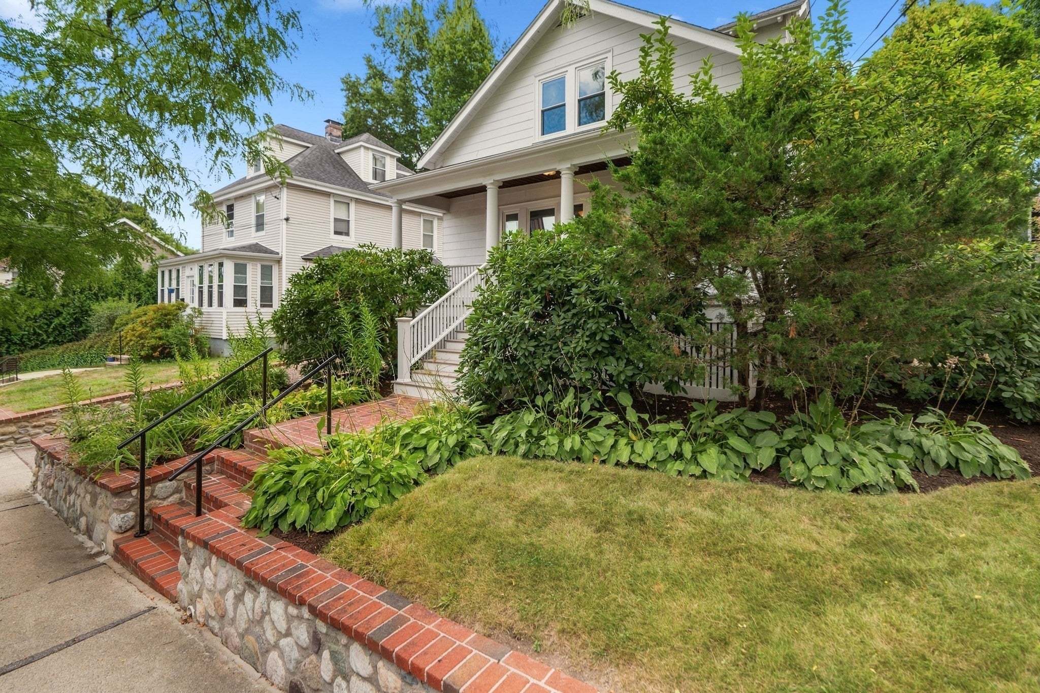 42 Brucewood St