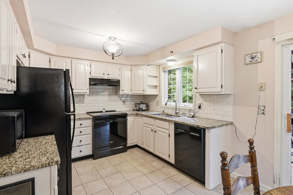 14 Florence Rd, Easthampton, MA, 14 Florence Rd, Easthampton, MA Photo #15