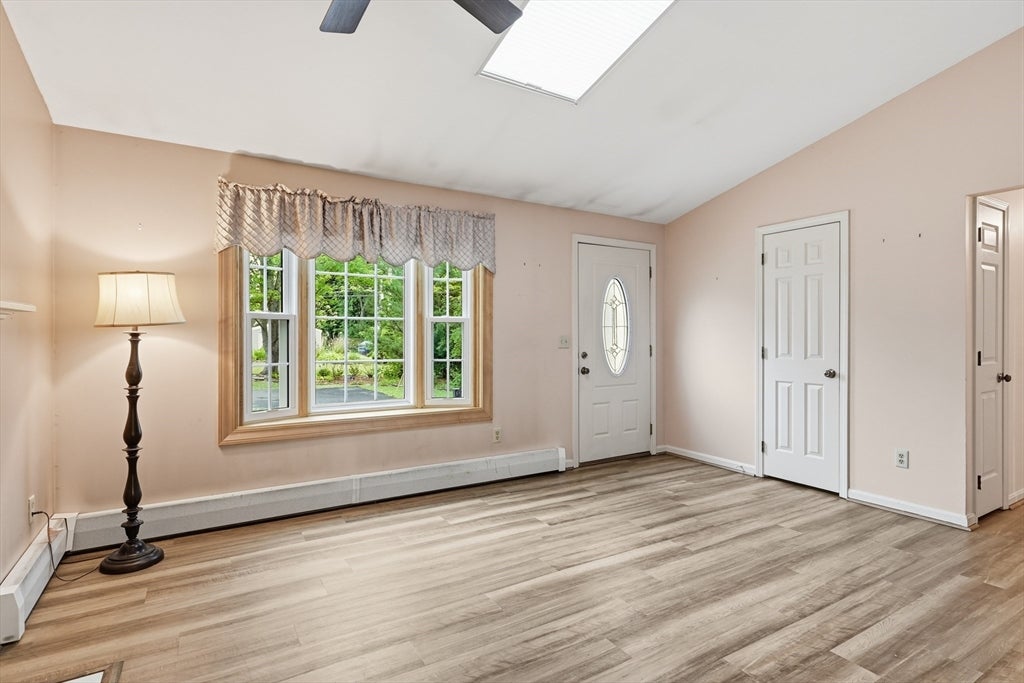 14 Florence Rd, Easthampton, MA, 14 Florence Rd, Easthampton, MA Photo #8