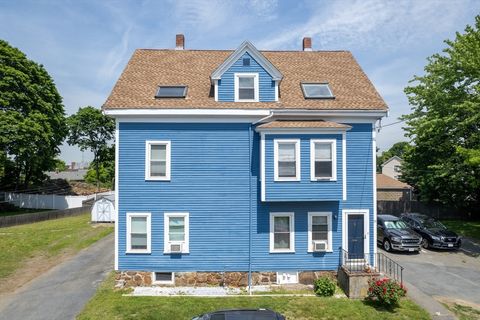 Photo of 37 Wellman St #3, Beverly, MA 01915 (MLS # 73532529)