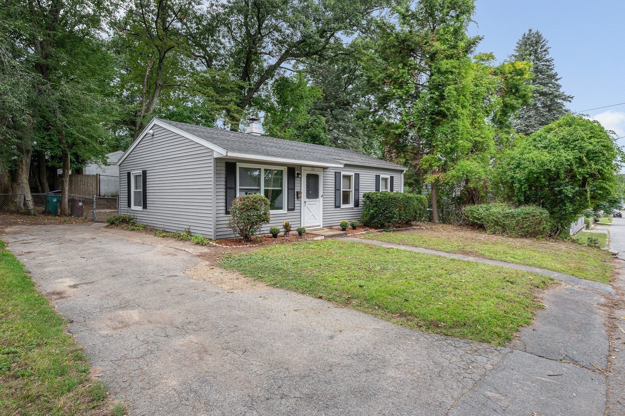 122 Fetherston Ave, Lowell, MA, 122 Fetherston Ave, Lowell, MA Photo #31