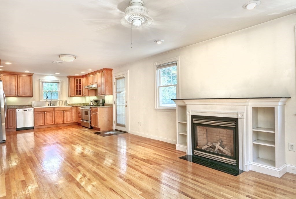 277 Bunker Hill St. 2