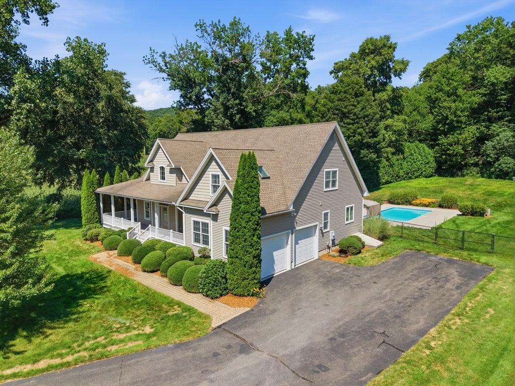 10 Sullivan Ln, South Hadley, MA, 10 Sullivan Ln, South Hadley, MA Photo #2