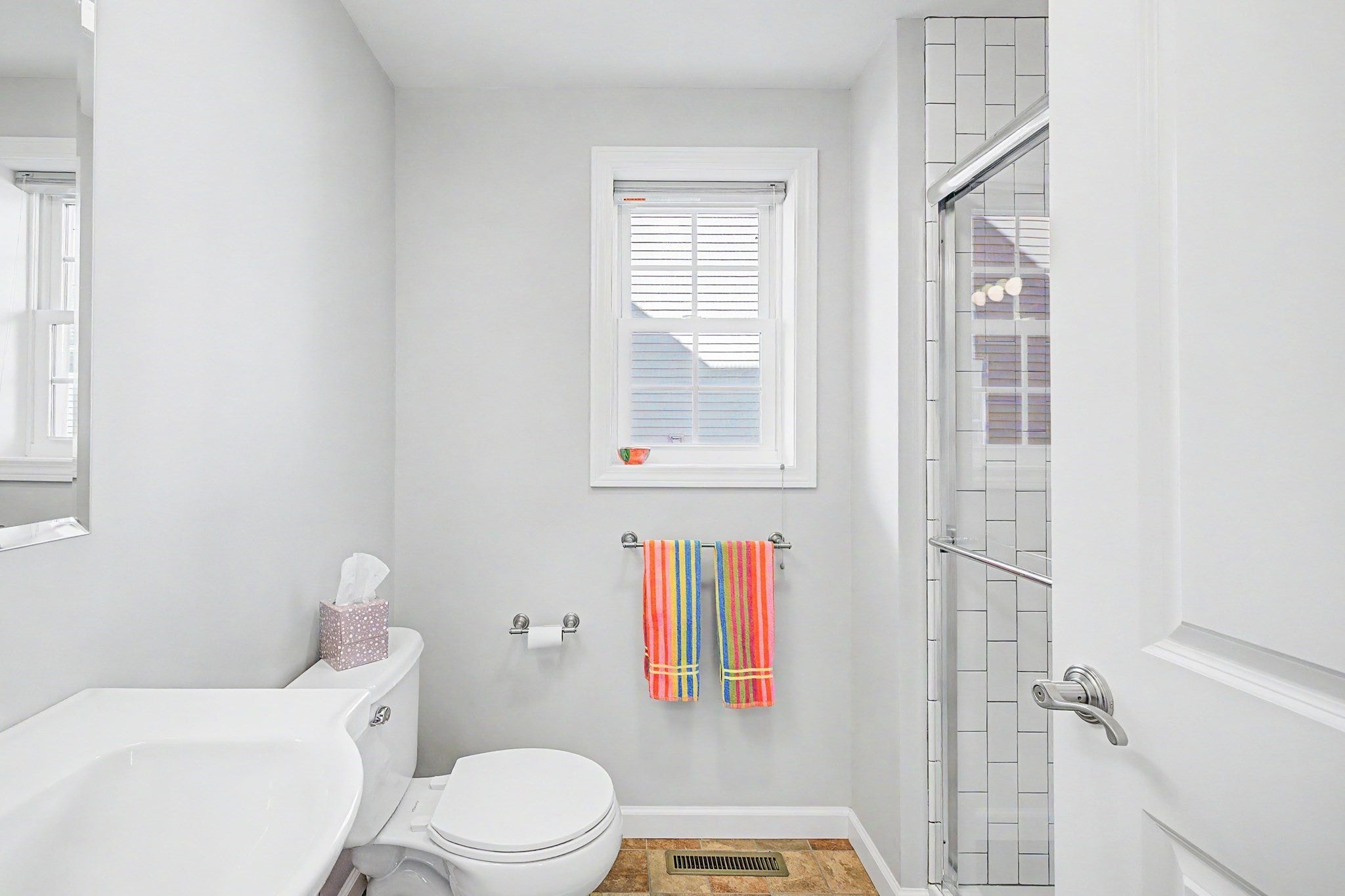 99 Moser St, Northampton, MA Photo #12