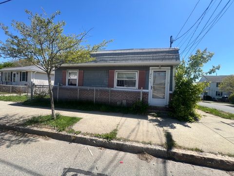 Photo of 294 Mount Pleasant St, New Bedford, MA 02746 (MLS # 73522762)