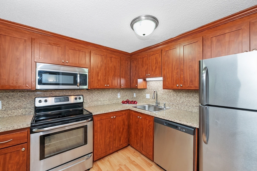 30 Revere Beach Pkwy 116