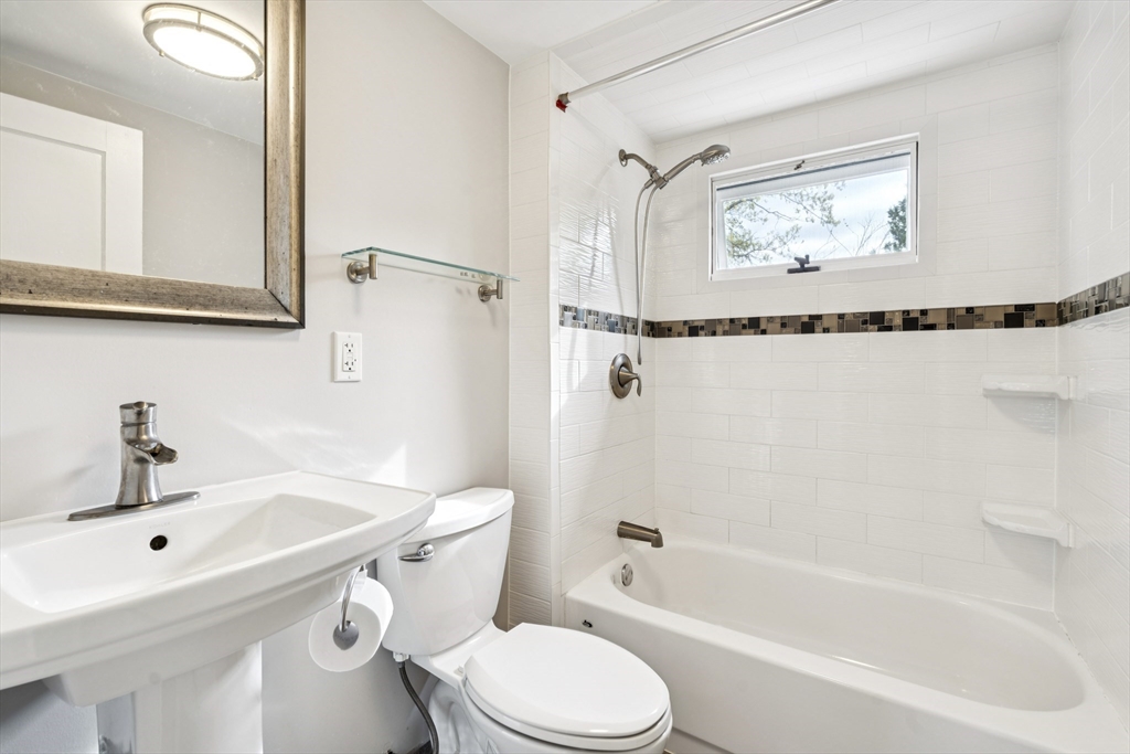 186 Granite Ave, Milton, MA Photo #16