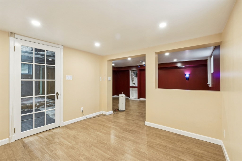 186 Granite Ave, Milton, MA Photo #18