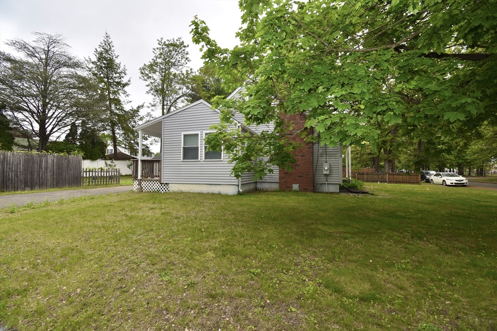 66 Curve St