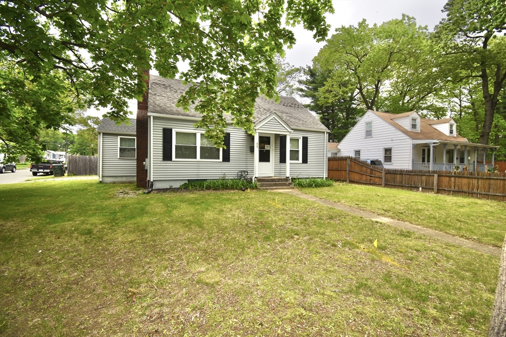 66 Curve St