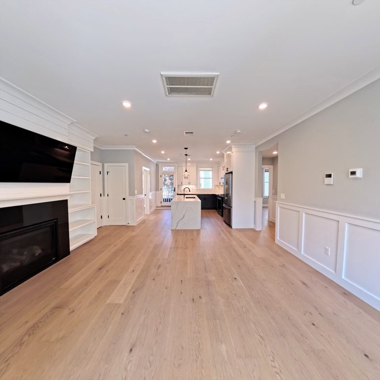 113 Beacon Street B