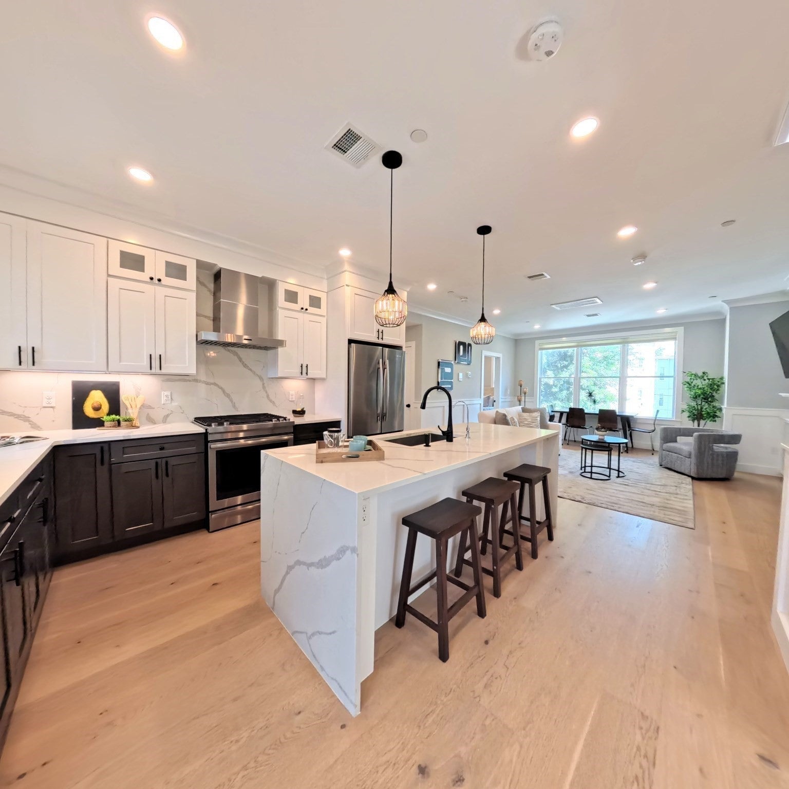 113 Beacon Street B, Somerville MA 02143