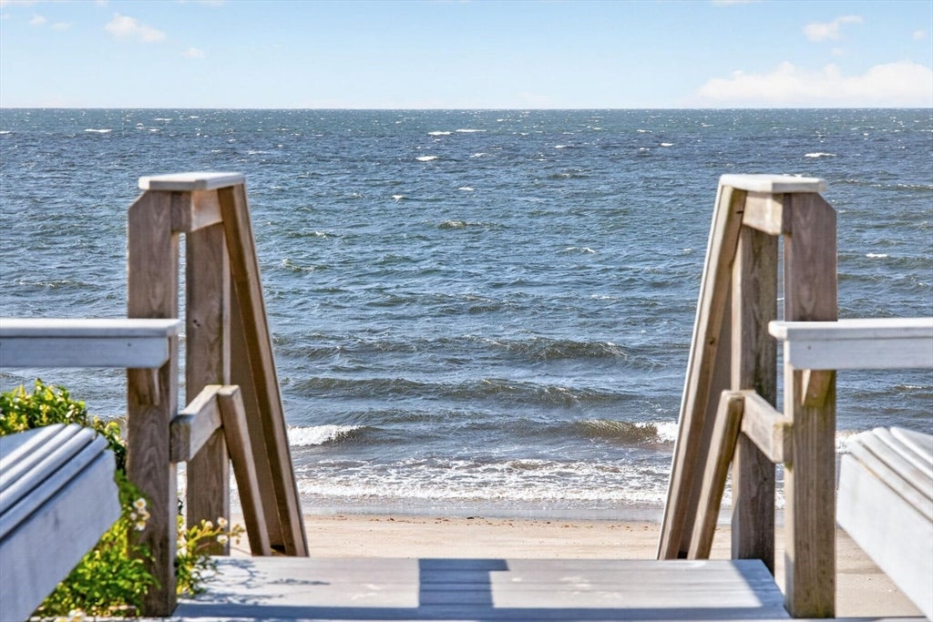 33 Harbor View Rd